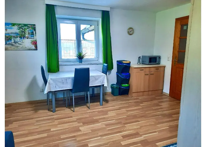 Enser , Gampern 公寓